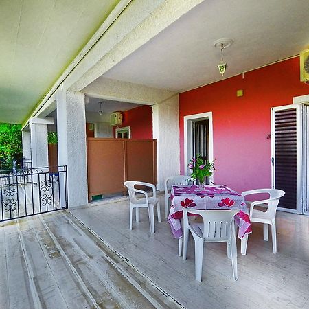 Villa Rebecca Agios Gordios  Buitenkant foto
